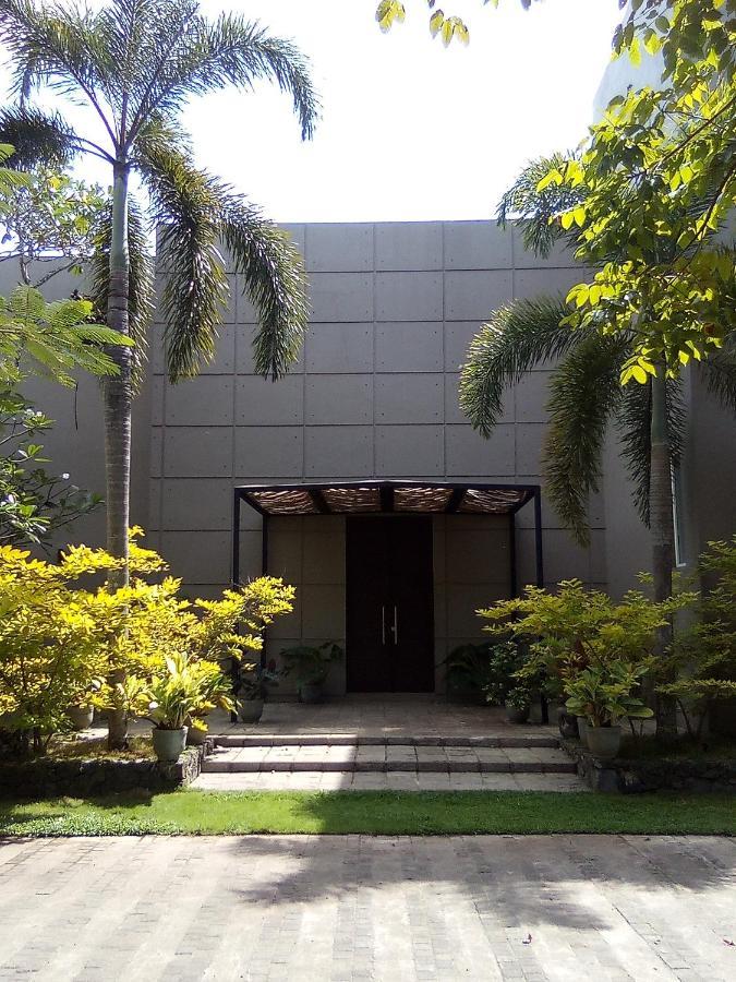 Villa Talay Talalla South Exterior photo